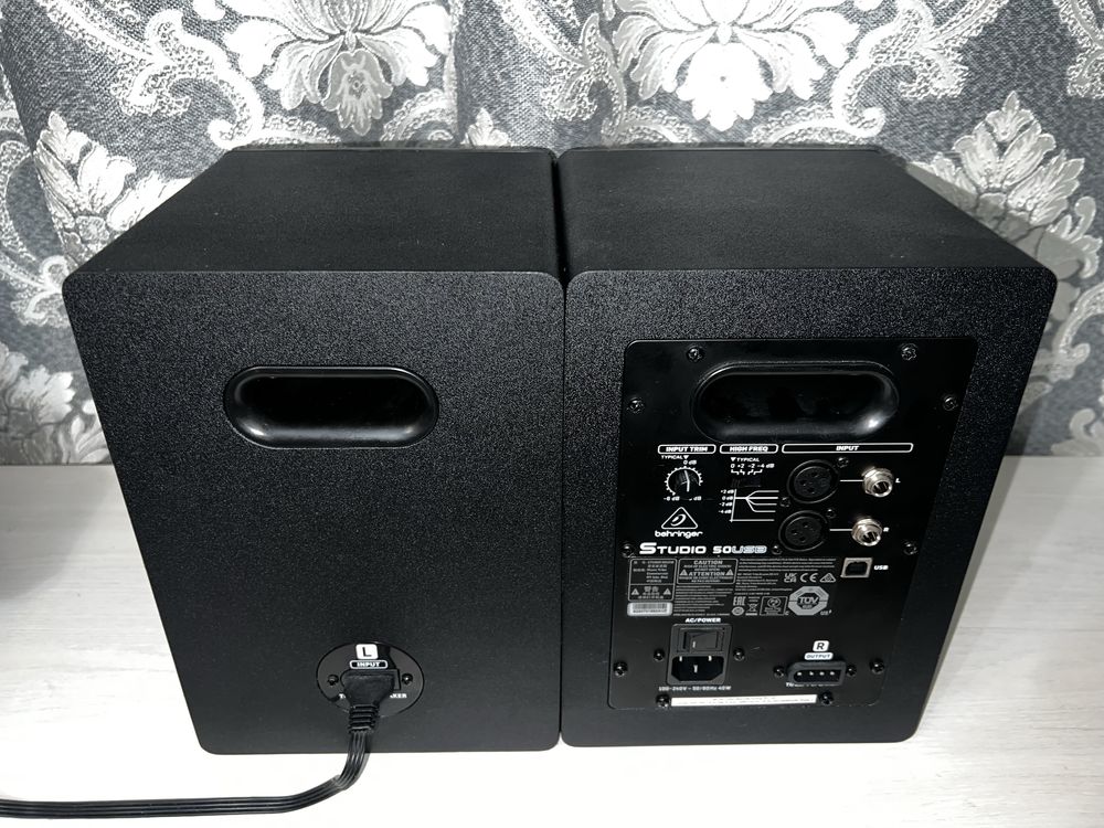 Активная акустическая система. Мониторы Behringer STUDIO 50USB