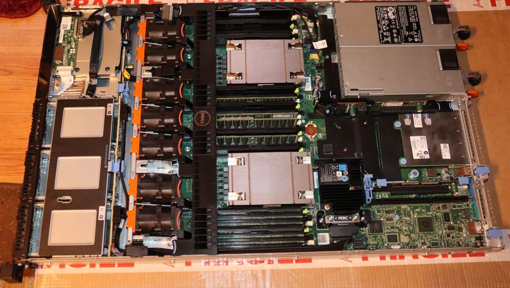 Server Dell PE R630 1U 24 Cores 2 x E5-2680 V3 64Gb 1500W