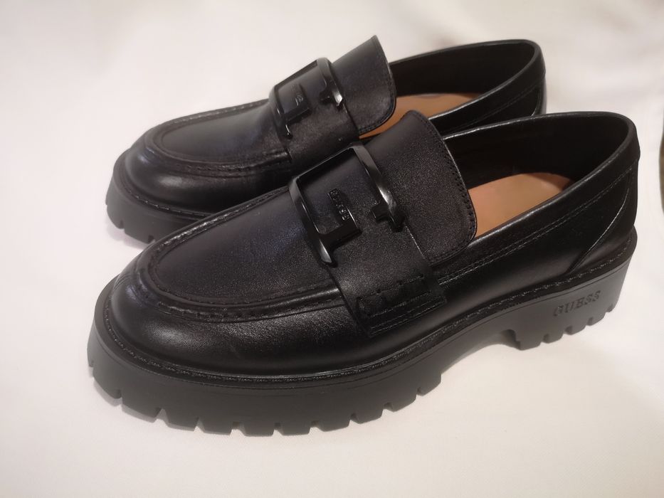 Guess, лоуфъри естествена кожа, номер 41