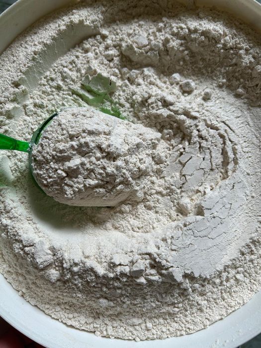 Fãinã grâu macinata cu moara pe piatrã