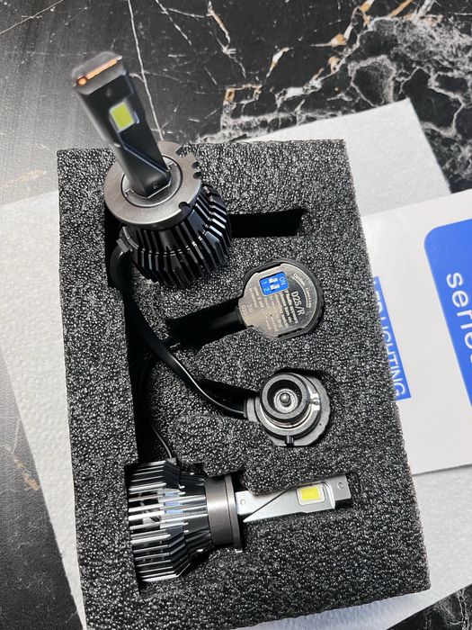 Автомобилни лед крушки D2S/R