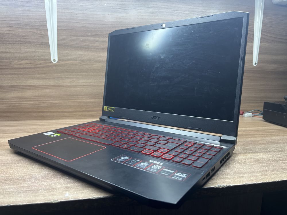 Ноутбук ACER Nitro 5 AN515-57