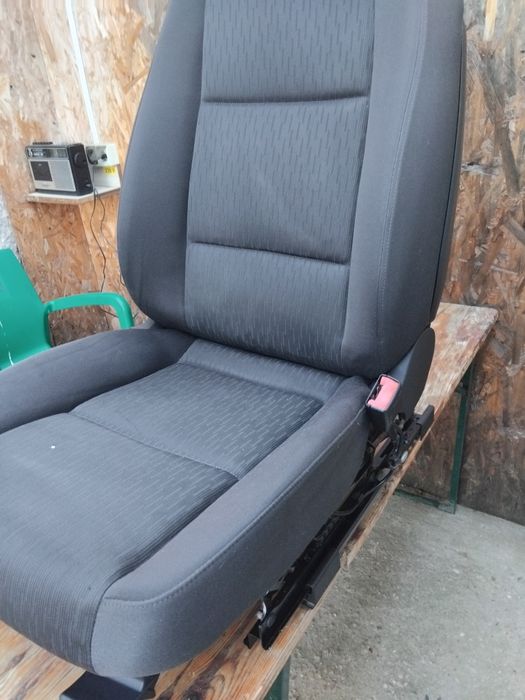 Scaun Audi A4 B6 și B7