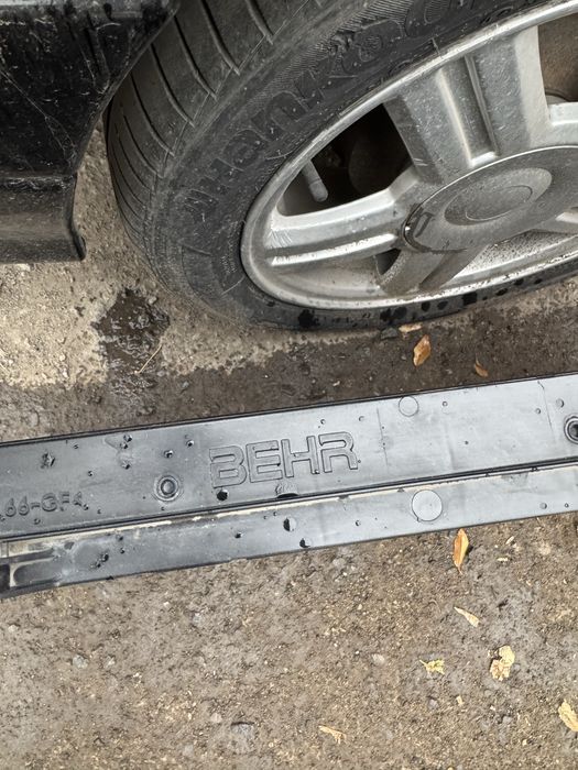 Радиатор основной Behr