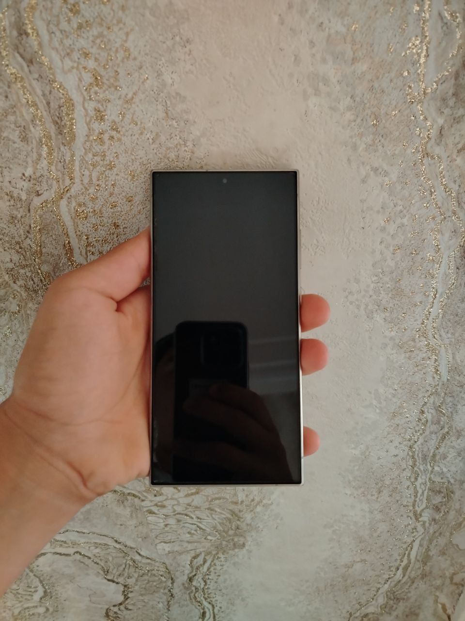 S24ultra sotiladi