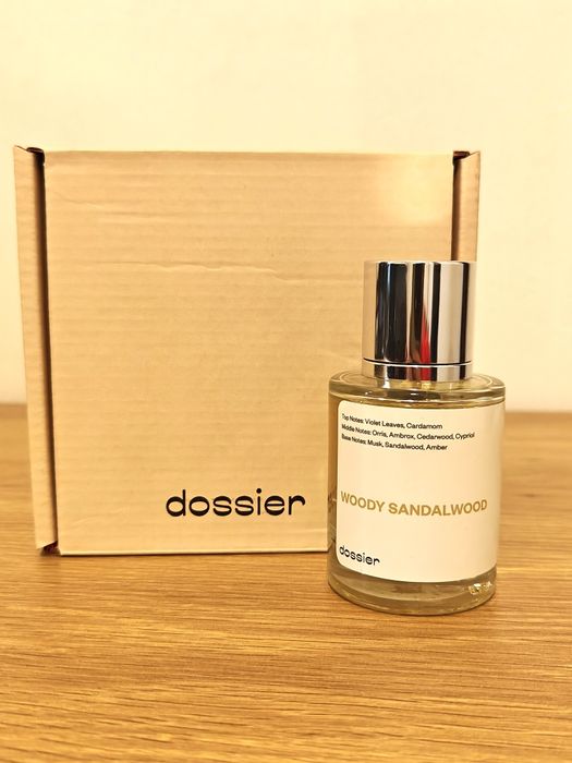 Apă de parfum Dossier Woody Sandalwood *violetă*ambră*musc*cardamon
