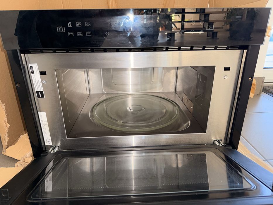 Cuptor cu microunde incorporabil Whirlpool - modul electric defect