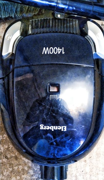 Продам Пылесос Elenberg