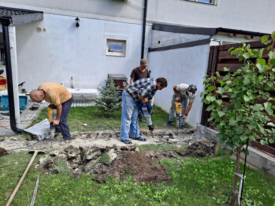 Decapări Gresie/Faianță/Glet/Var. Demolari-Debarasari Moloz/Mobilă.