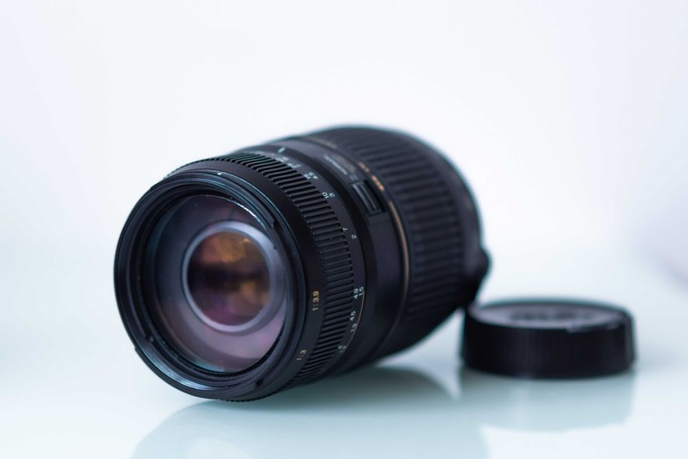 Teleobiectiv pentru Nikon TAMRON 70-300mm DI LD Af + Macro