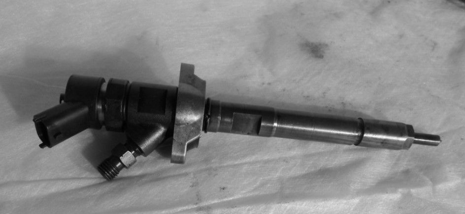 Injector Peugeot 407 1 6 hdi 9hz Bosch