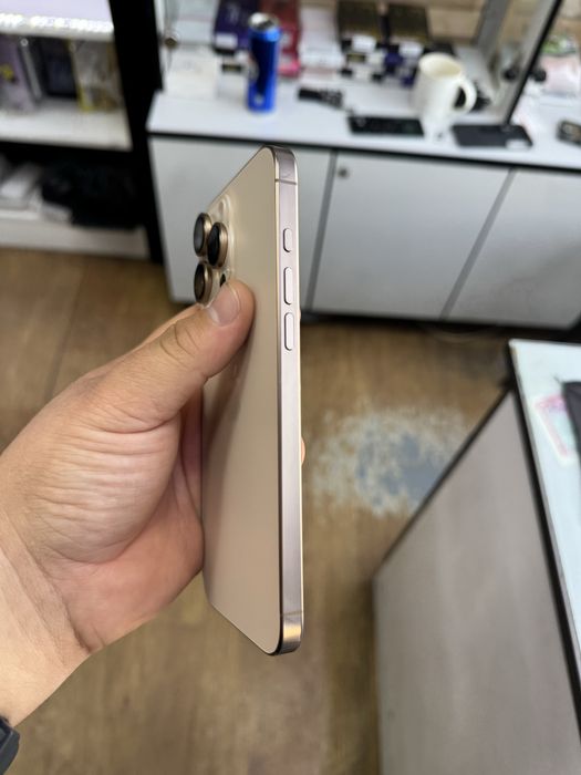 Продам iphone 16 Pro Max 256Gb 100% e-sim