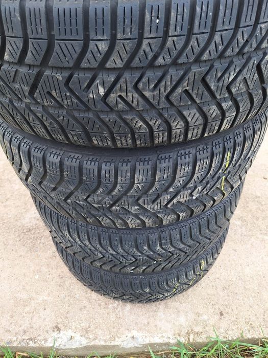 Cauciucuri Pirelli 195/55/17 Dot.2020 în stare bună
