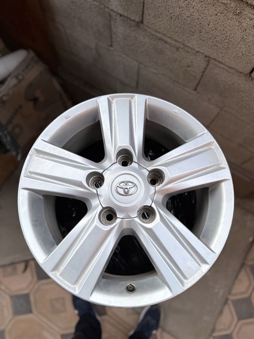 Продам оригинальные диски на крузак 200