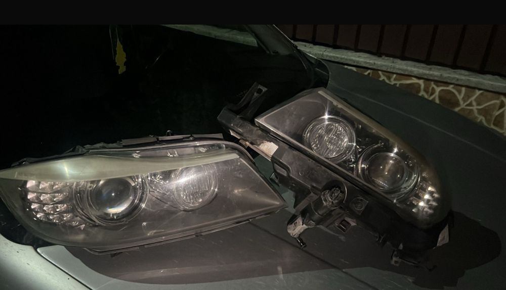 Far faruri bmw e90 e91 bi-xenon adaptive