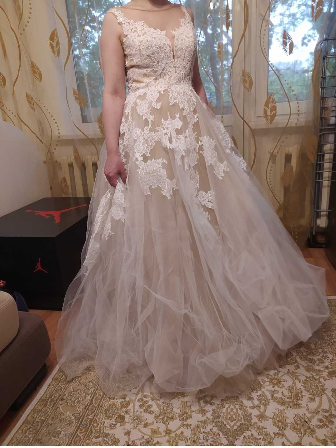 Платье свадебное. СРОЧНО