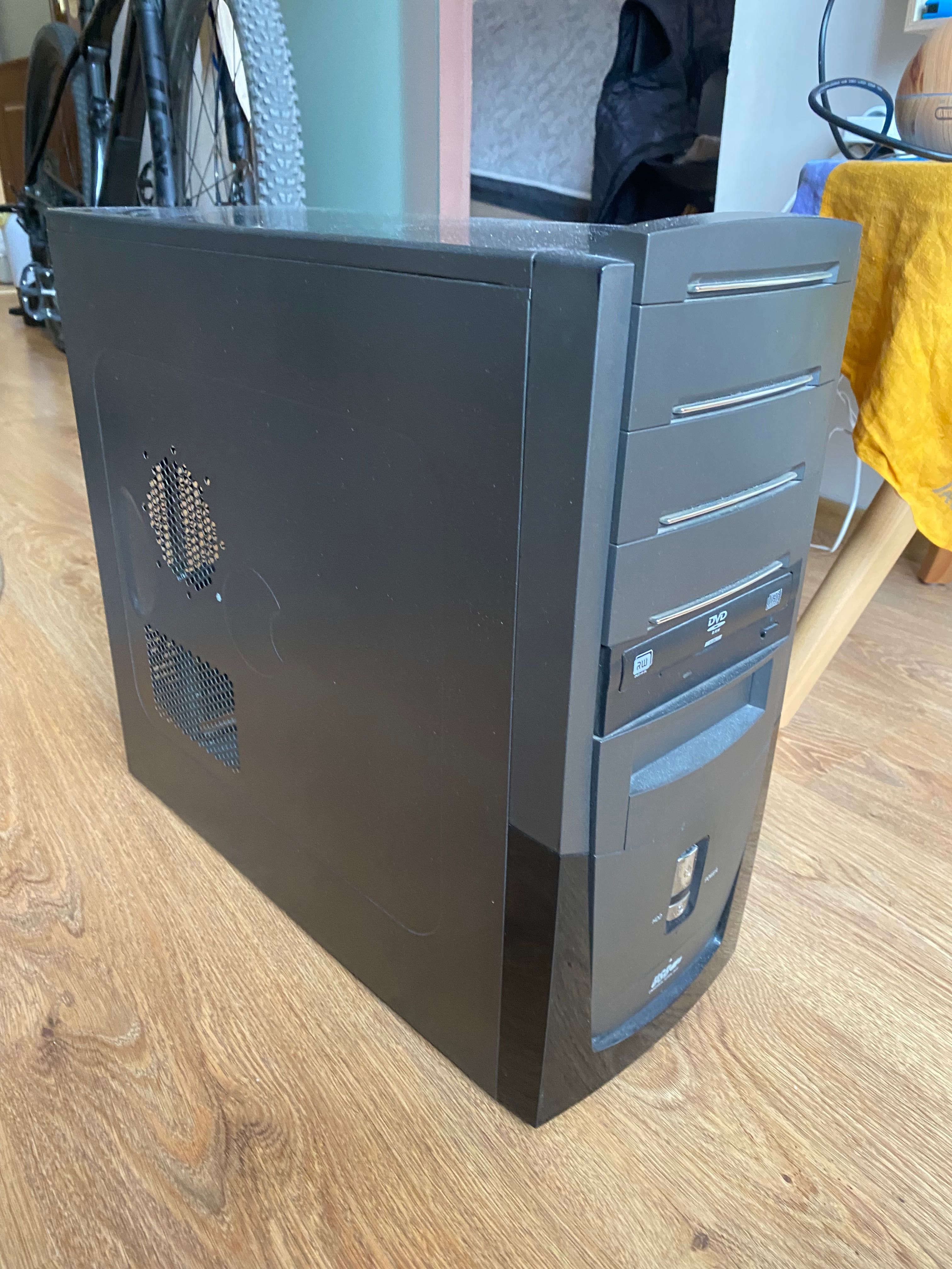 Видео Карта : VGA - Xpert Vision GT 1030/2GB DDR5/64 Bit