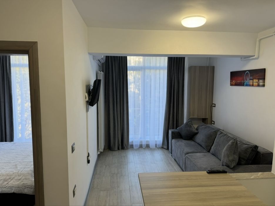 Apartament cu 2 camere + parcare privata in Complexul Alezzi