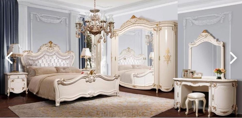 Спальный гарнитур