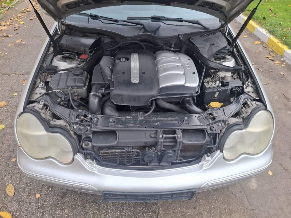 Mercedes C200 нов внос