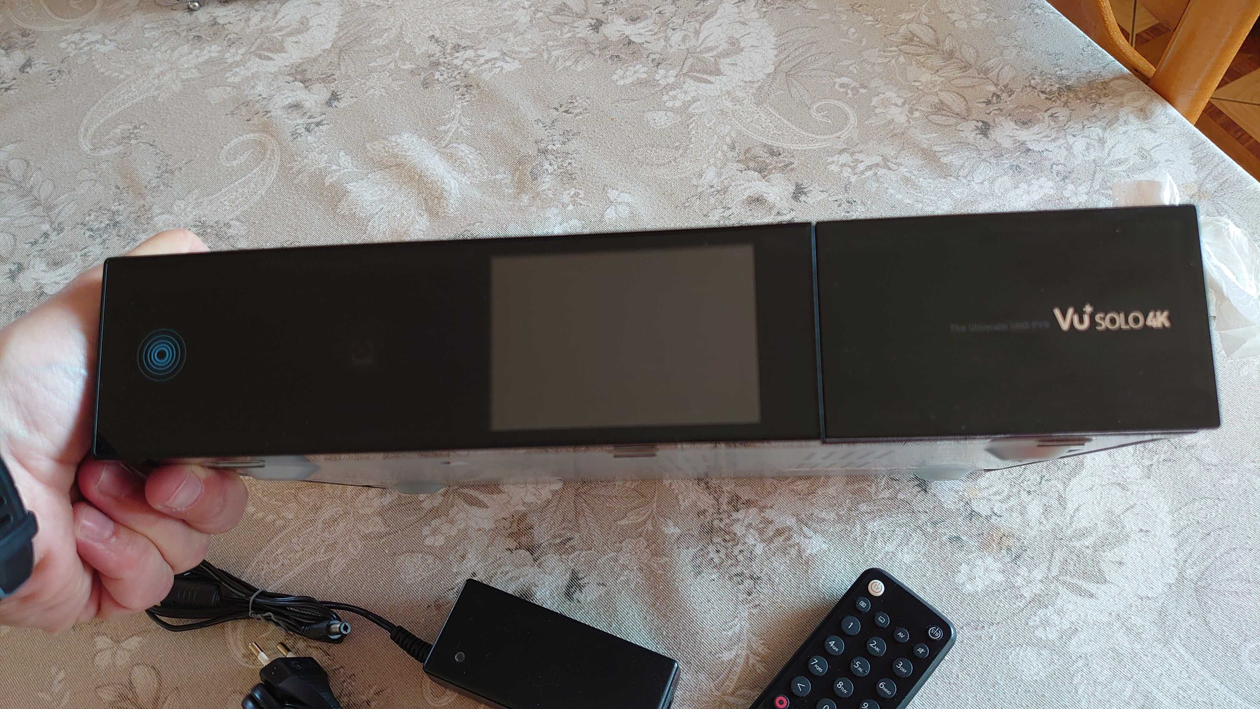 Сателитен приемник Vu+ SOLO 4K Enigma2 Receiver Dual FBC Tuner