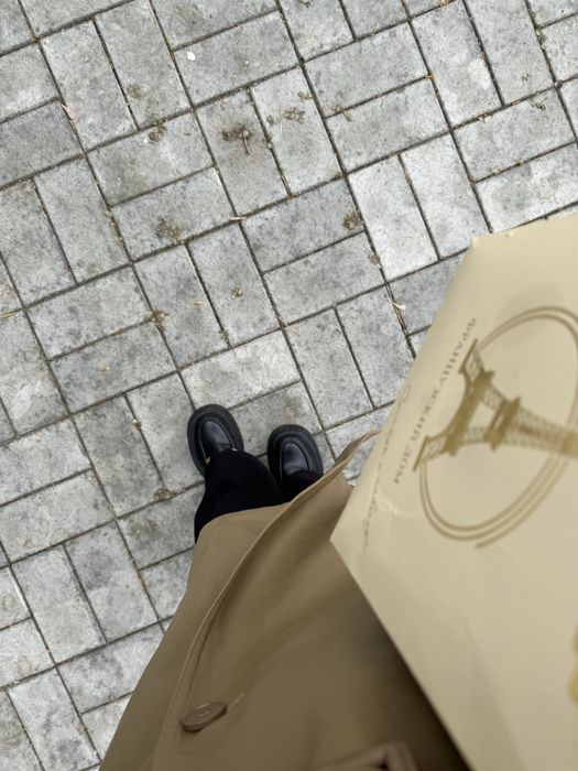 лоферы черного цвета с платформой классические