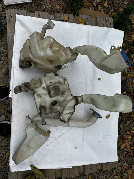 Rezervor soluție parbriz Skoda Audi VW BMW Opel Ford