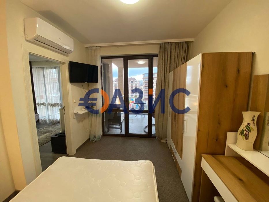 Продава се Двустаен апартамент в к.к. Слънчев бряг - 59 кв.м за 1373 €/кв.м - Снимка #9