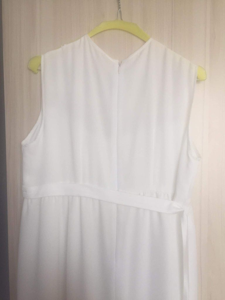 Булченска бяла рокля