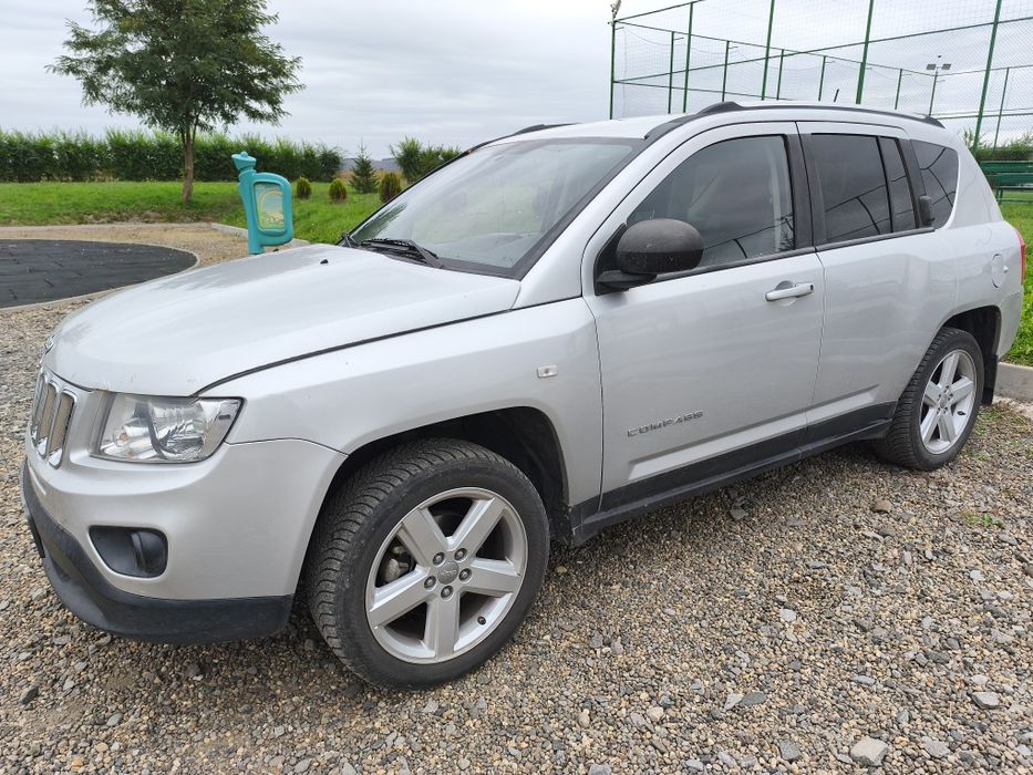 Vând Jeep Compass anul 2011 mașină foarte îngrijită!!!