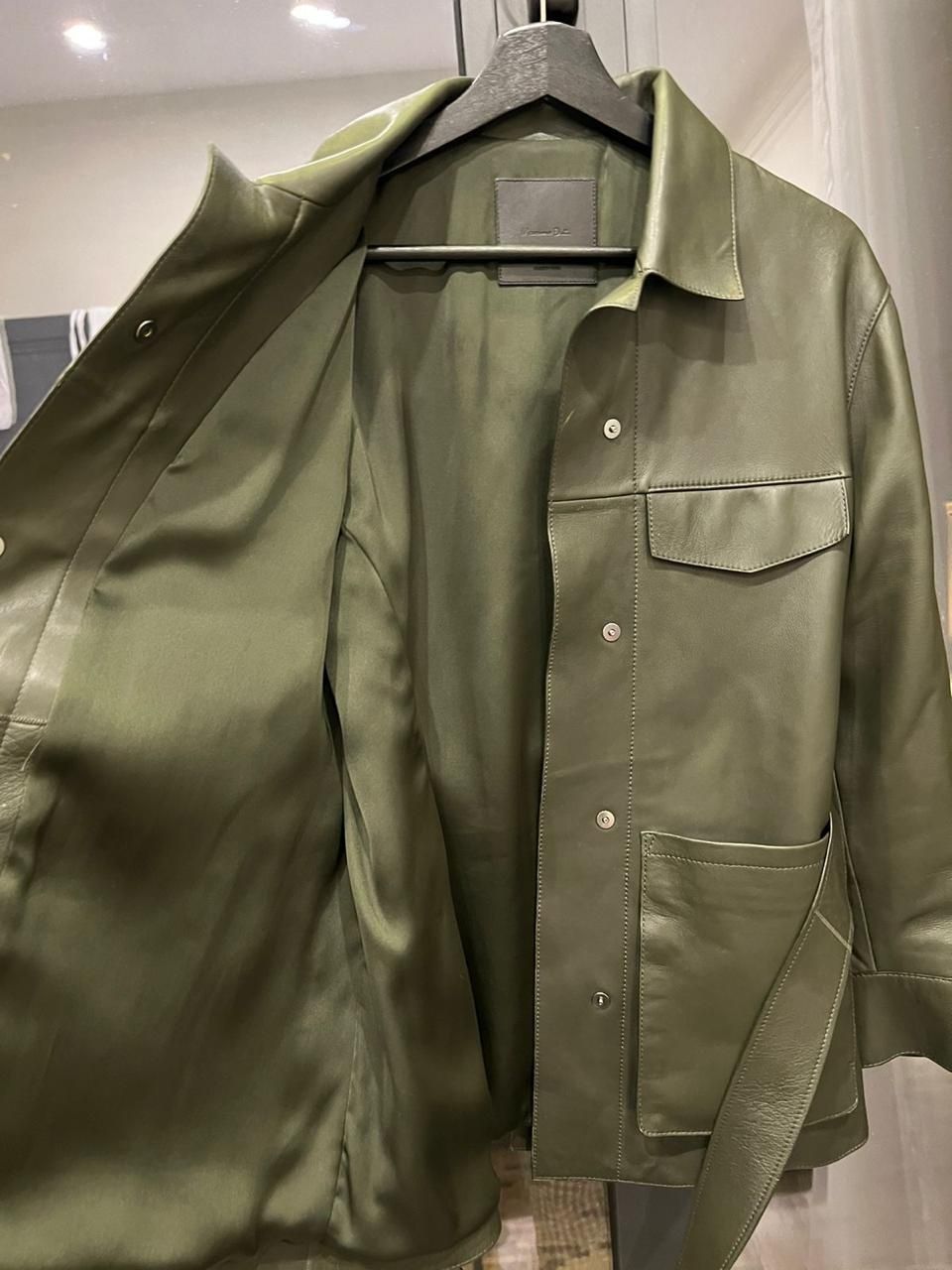 Кожаный пиджак Massimo Dutti