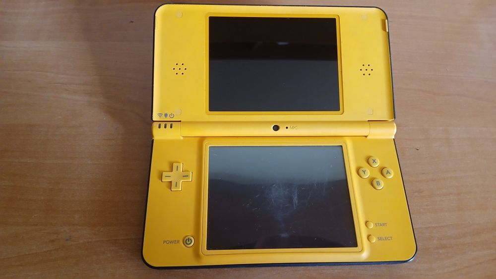 Vand consola nintendo dsi xl modata, incarcator - Mario