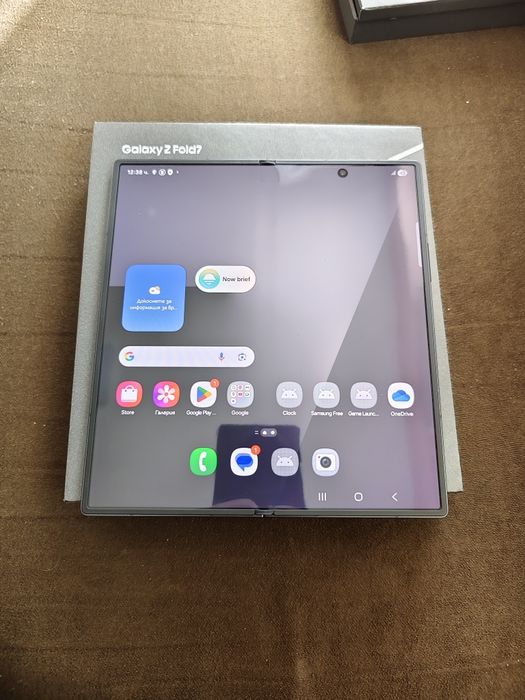 Samsung ZFold 7 12/256 нов с 3г. гаранция