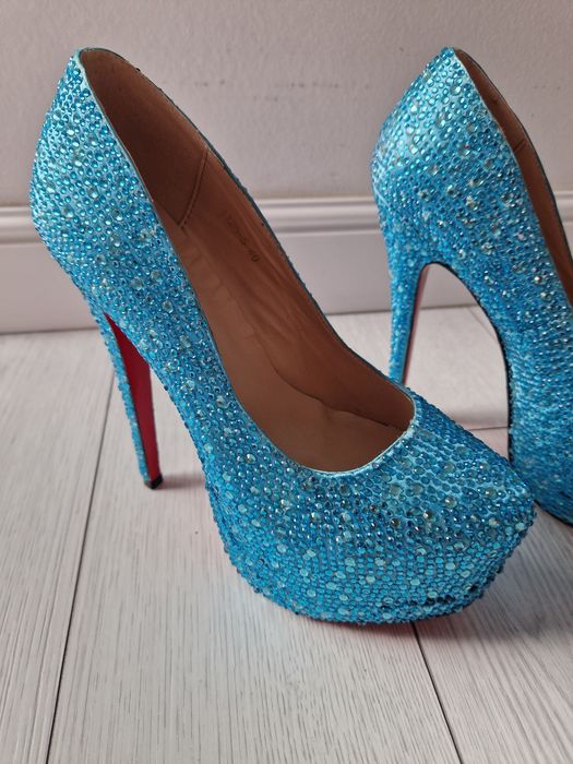 Pantofi marimea albastri