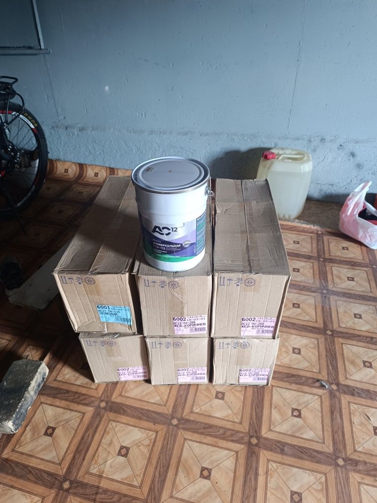 Продам каску жёлтую ,красную,черную,коричневую(половую).
