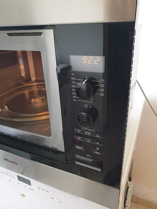 XL - 26L - Miele Микровълнова Фурна с Грил за вграждане