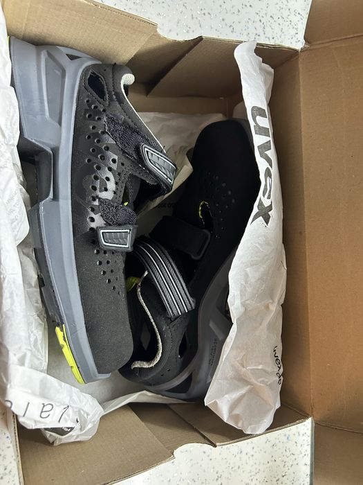 Работни Обувки UVEX 42