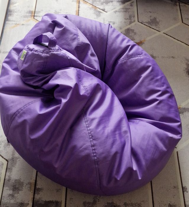 Пуфик 5000тг в отличном состоянии