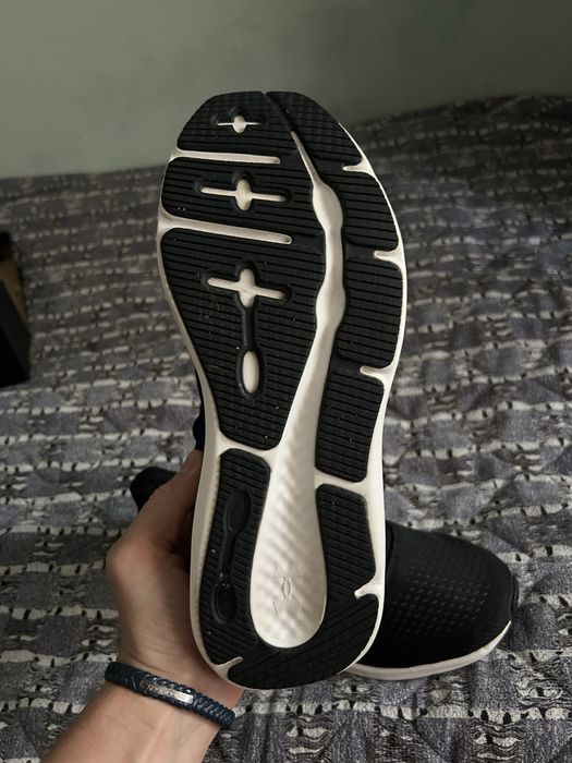 Under Armour  Charged