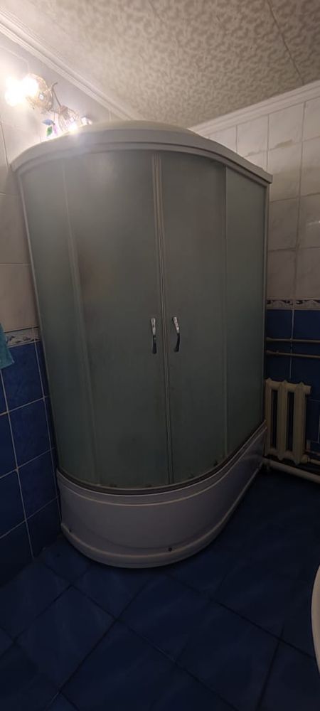 Продается душевая кабинка