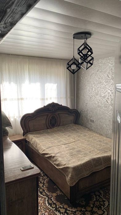 Продается квартира 3 комнатная 9 мкр 1 этаж дом кирпичный