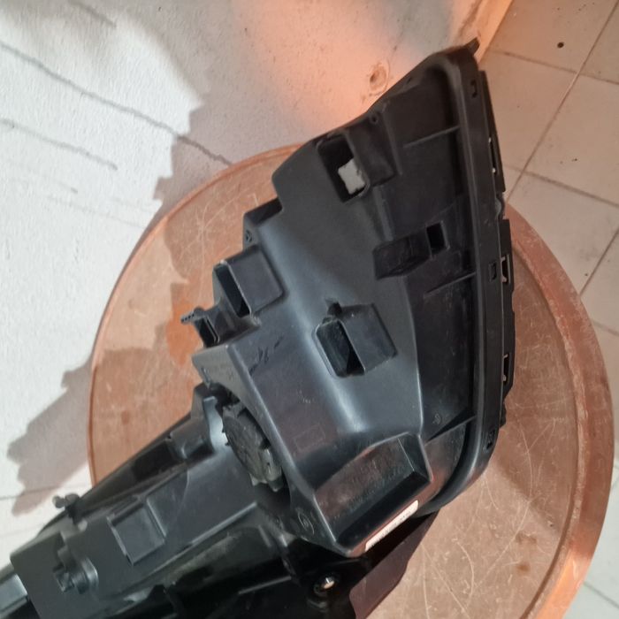 Hyundai Tucson 2022  десен фар дневна светлина