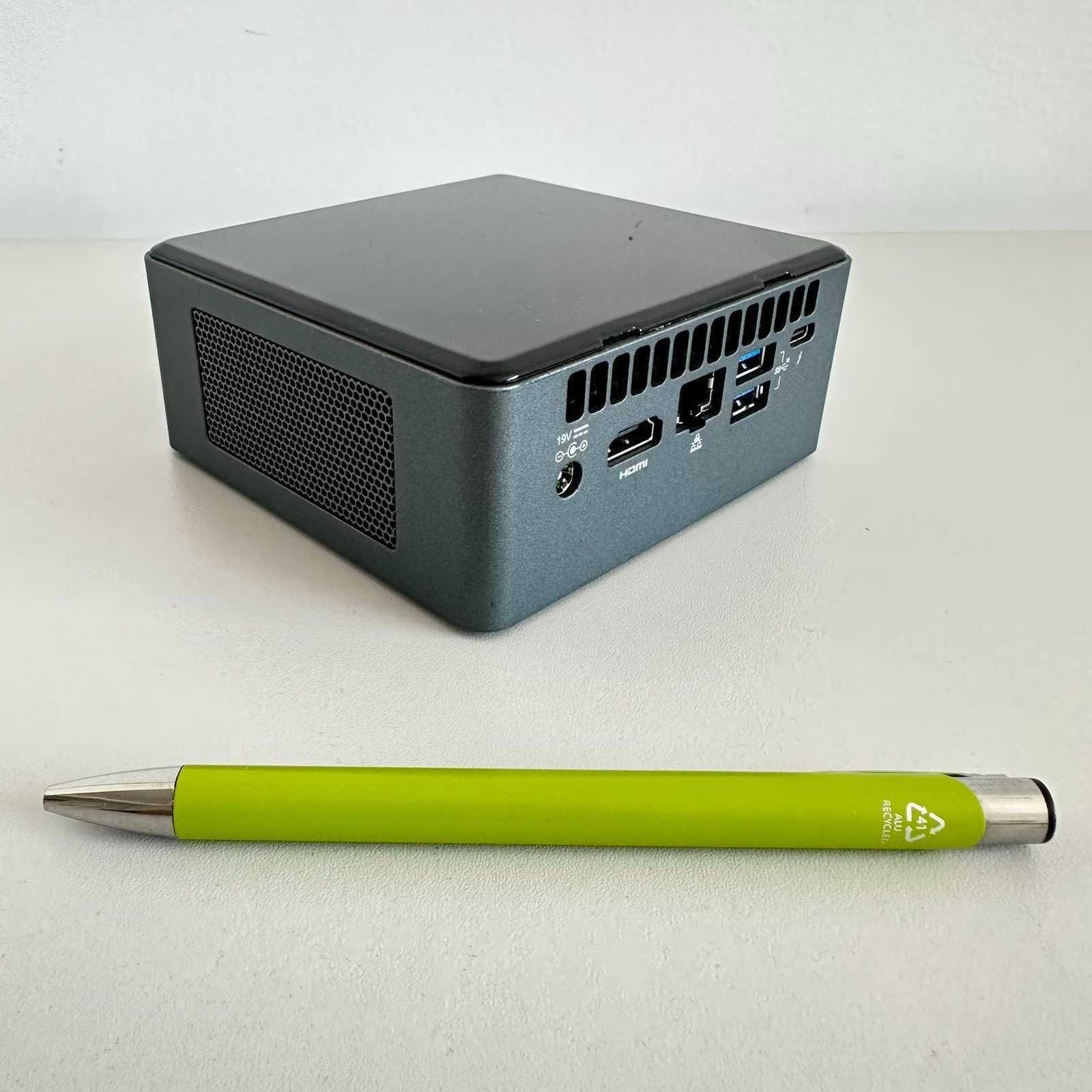 Мини компютър Intel NUC i3-8109U/8GB RAM/120GB SSD/Wifi 5/BT