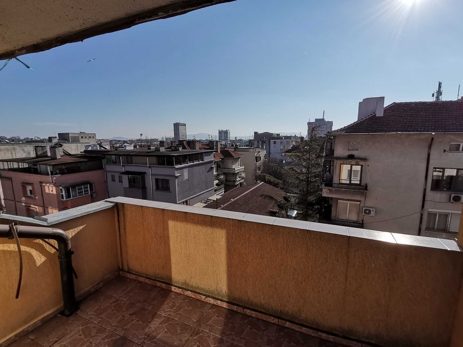 Дава се под наем Тристаен апартамент в Бургас, Възраждане - 75 кв.м за 450 € - Снимка #9