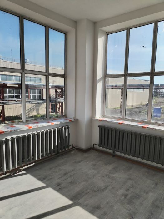 Ремонт окон и дверей. Евгений