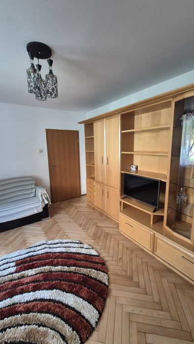 Închiriez apartament cu 2 camere în Hipodrom, pe Aleea Turnu Roșu