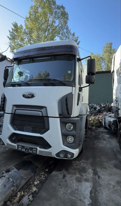 Dezmembrari Ford Cargo