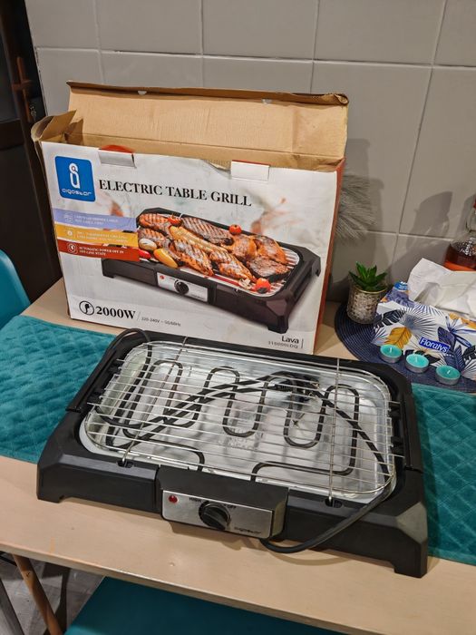 Grătar electric de masa 2000W