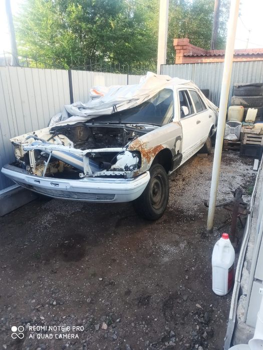 Мерседес W126 дипломат