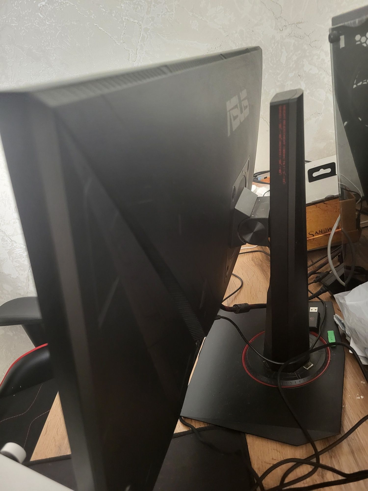 Монитор Asus 27 дюм